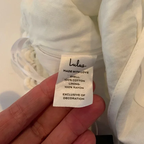 NWT Lulu's Sweet At Heart White Floral Eyelet Smocked Bustier Crop Top XL - Picture 8 of 11